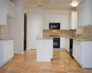 3821 Sandlin Street - Photo Thumbnail 13