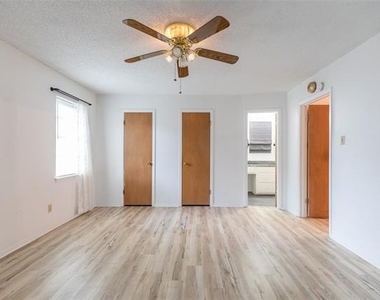 3409 High Meadows Drive - Photo Thumbnail 21