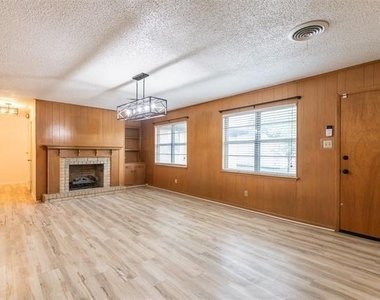 3409 High Meadows Drive - Photo Thumbnail 7
