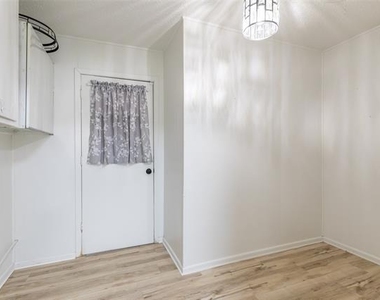 3409 High Meadows Drive - Photo Thumbnail 16