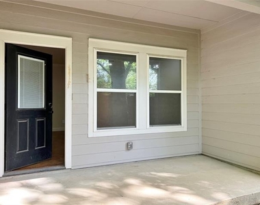 1312 W Jefferson Street - Photo Thumbnail 12