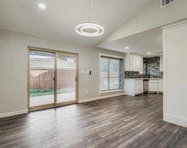 3809 Misty Meadow Drive - Photo Thumbnail 5