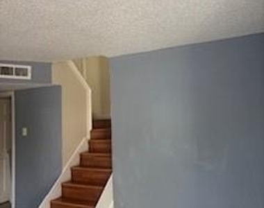 11311 Audelia Road - Photo Thumbnail 6