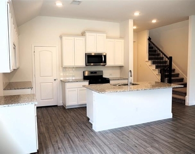 2201 Yellowhammer Road - Photo Thumbnail 4