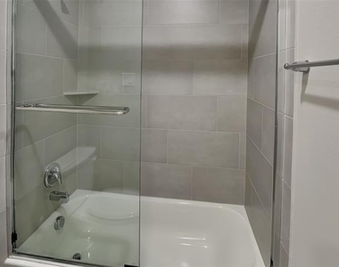 1029 Fallgate Drive - Photo Thumbnail 16