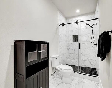 5206 Slate Street - Photo Thumbnail 23