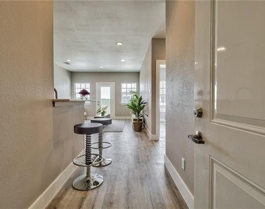 13609 W Pinnacle Circle - Photo Thumbnail 4