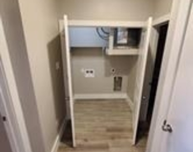 13609 W Pinnacle Circle - Photo Thumbnail 8