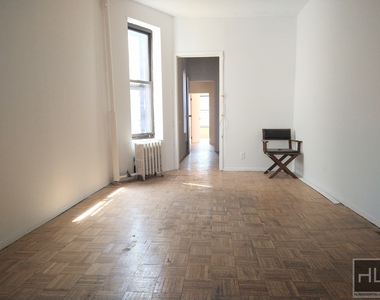 East 89th Street - Photo Thumbnail 1