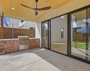 4220 Munger Avenue - Photo Thumbnail 11