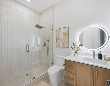 4220 Munger Avenue - Photo Thumbnail 24