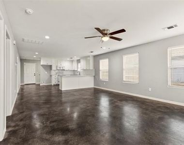 933 Rice Street - Photo Thumbnail 2