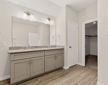 4009 Mockingbird Lane - Photo Thumbnail 17