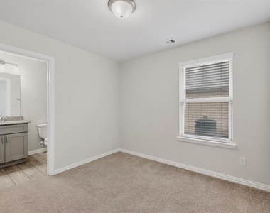 4009 Mockingbird Lane - Photo Thumbnail 21