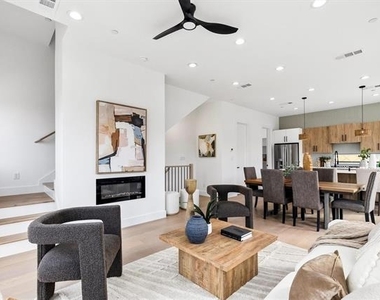 815 E 5th Avenue - Photo Thumbnail 11