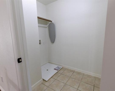 394 Teague Drive - Photo Thumbnail 29