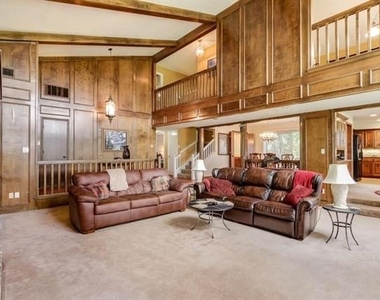 9310 Waterview Drive - Photo Thumbnail 6