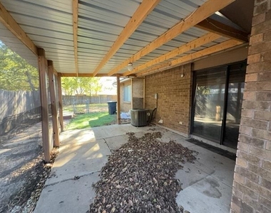 1233 Steinburg Lane - Photo Thumbnail 1