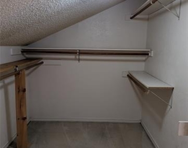 2601 Nova Drive - Photo Thumbnail 15