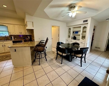 7145 Crooked Oak Drive - Photo Thumbnail 8