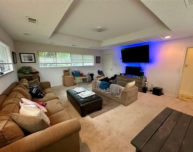 7145 Crooked Oak Drive - Photo Thumbnail 24