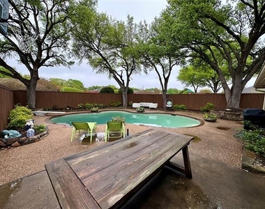 7145 Crooked Oak Drive - Photo Thumbnail 27