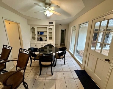 7145 Crooked Oak Drive - Photo Thumbnail 9