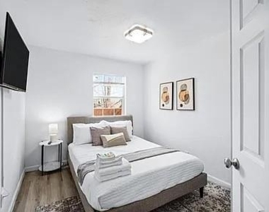 2254 Areba Street - Photo Thumbnail 4