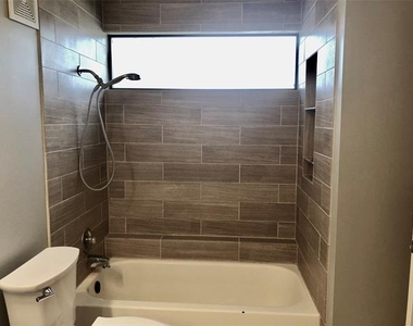 5859 Frankford Road - Photo Thumbnail 13