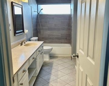 5859 Frankford Road - Photo Thumbnail 11