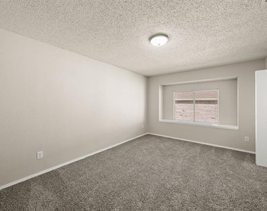 6209 San Marino Drive - Photo Thumbnail 18