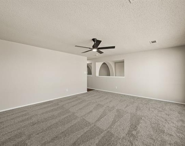 6209 San Marino Drive - Photo Thumbnail 17