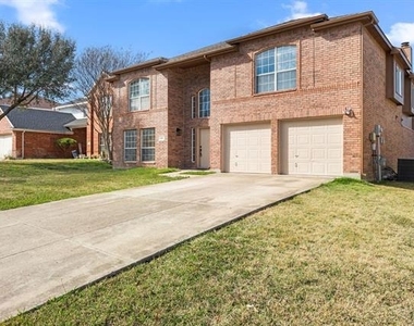 6209 San Marino Drive - Photo Thumbnail 1