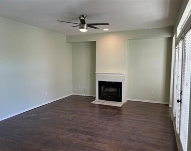 1505 Park Place - Photo Thumbnail 7