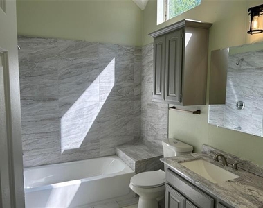 1505 Park Place - Photo Thumbnail 9