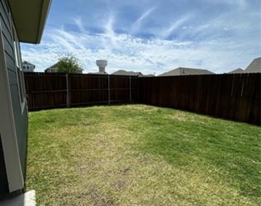 2003 Pine Stone Lane - Photo Thumbnail 24