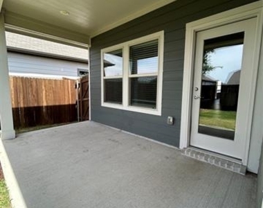 2003 Pine Stone Lane - Photo Thumbnail 21