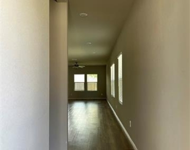 2003 Pine Stone Lane - Photo Thumbnail 5
