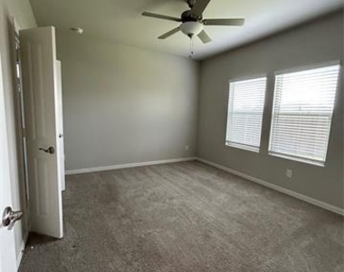 2003 Pine Stone Lane - Photo Thumbnail 15