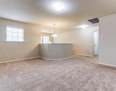 2903 Castlebend Drive - Photo Thumbnail 22