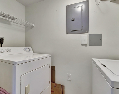116 Villa Circle - Photo Thumbnail 12