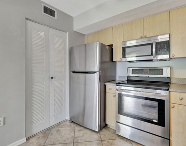 116 Villa Circle - Photo Thumbnail 7