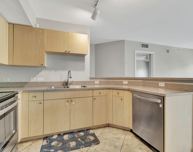 116 Villa Circle - Photo Thumbnail 2