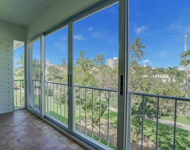 315 Venetian Drive - Photo Thumbnail 15