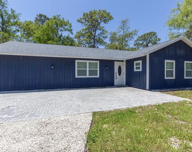 16932 W Aintree Drive W - Photo Thumbnail 3