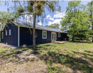 16932 W Aintree Drive W - Photo Thumbnail 23