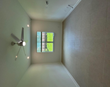 1769 Se Crosswood Way - Photo Thumbnail 19