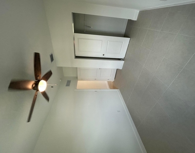 1769 Se Crosswood Way - Photo Thumbnail 17