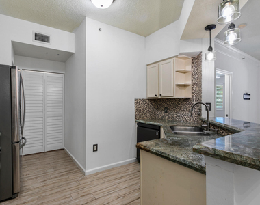 10103 W Myrtlewood Cir Circle W - Photo Thumbnail 5