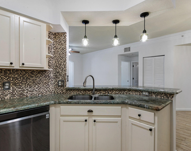 10103 W Myrtlewood Cir Circle W - Photo Thumbnail 7